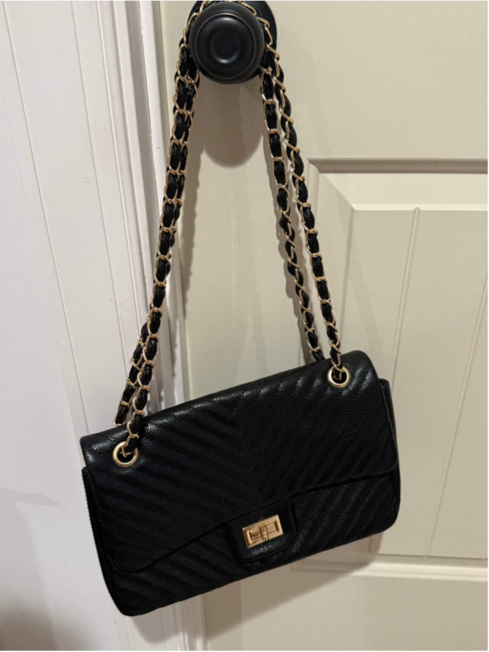 Women's Unbranded Black and Gold Shoulder Bag, One Size